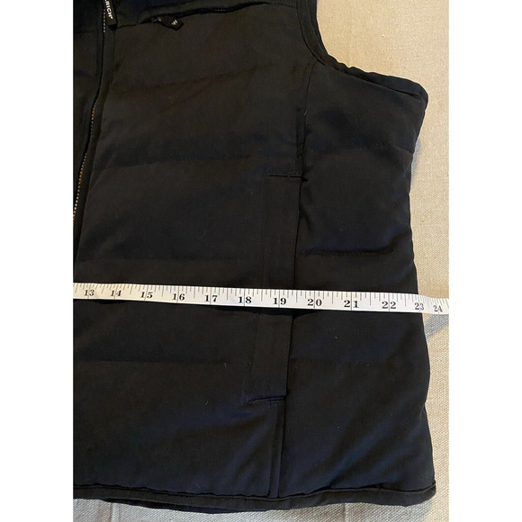 Woolrich Reversible Vest Black-RedPlaid Womens Large Coyote Fur Collar Down Vest - Picture 14 of 16